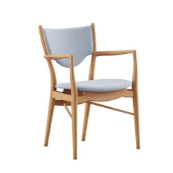 House of Finn Juhl 46 Armchair, valnød af Finn Juhl><noscript><img width=