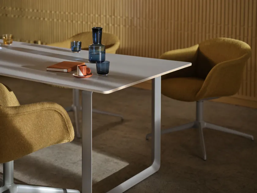 Muuto 70/70 Bord fra> Spiseborde