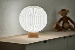 Le Klint 375 Bordlampe fra><noscript><img width=