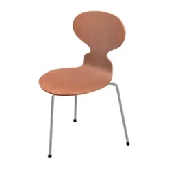 Fritz Hansen 3100 Myren med 3 ben af Arne Jacobsen><noscript><img width=