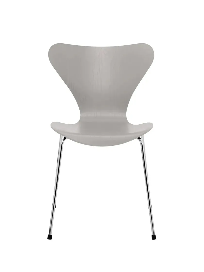 Fritz Hansen 3107 Serie 7 stol i farvet ask af Arne Jacobsen> Spisebordsstole