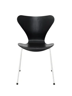 Fritz Hansen 3107 Serie 7 stol i farvet ask af Arne Jacobsen><noscript><img width=