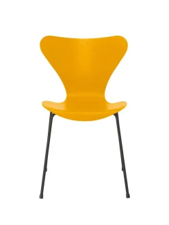 Fritz Hansen 3107 Serie 7 stol i farvet ask af Arne Jacobsen><noscript><img width=