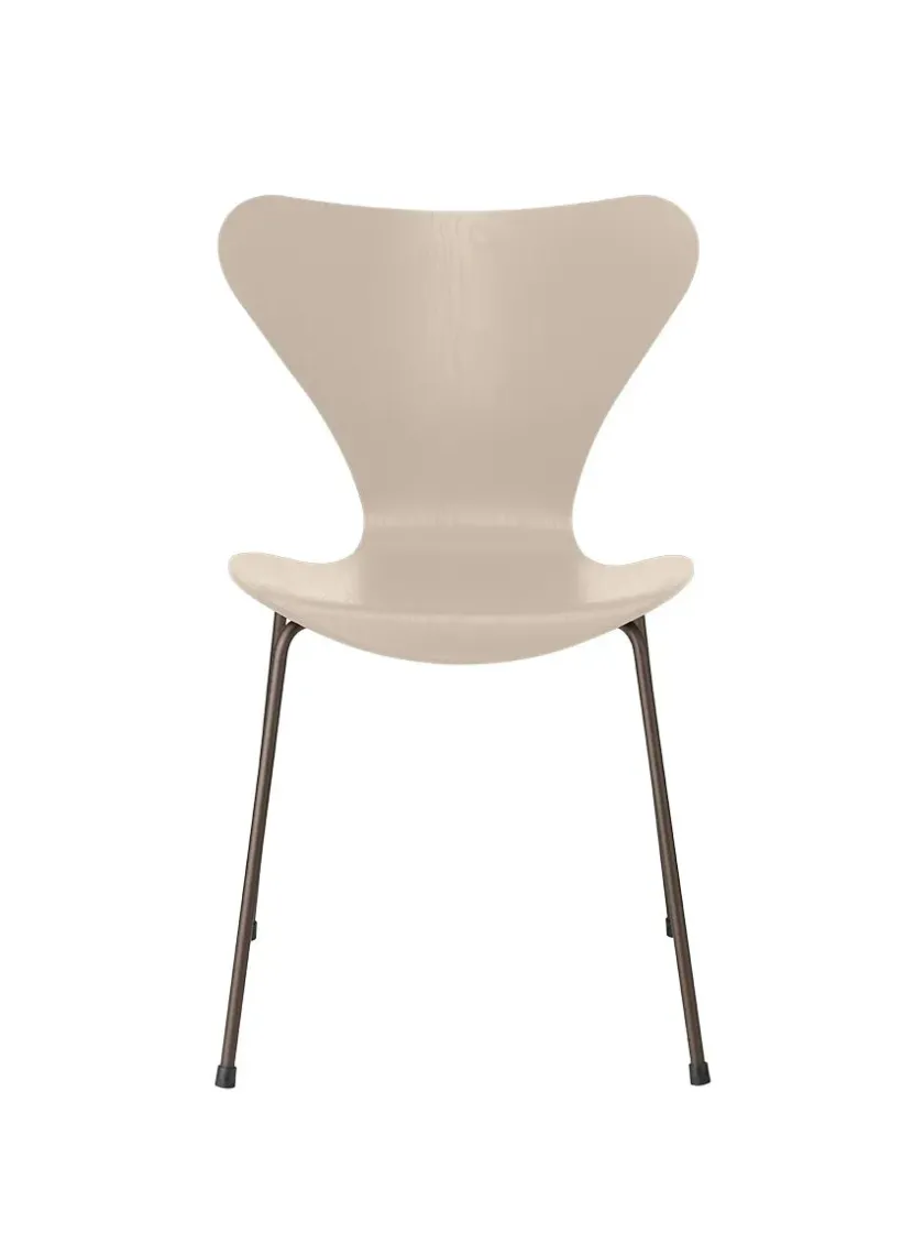 Fritz Hansen 3107 Serie 7 stol i farvet ask af Arne Jacobsen> Spisebordsstole