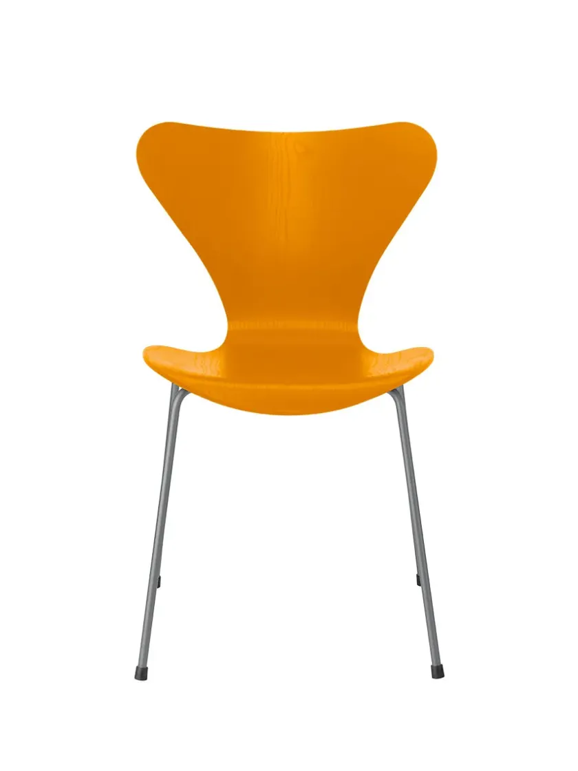 Fritz Hansen 3107 Serie 7 stol i farvet ask af Arne Jacobsen> Spisebordsstole