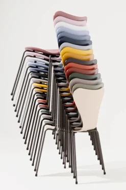 Fritz Hansen 3107 Serie 7 stol lakeret af Arne Jacobsen><noscript><img width=