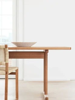 Fredericia Furniture 6286 Spisebord af Børge Mogensen><noscript><img width=