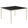 Artek Aalto Table Square, 120x120 cm fra> Spiseborde