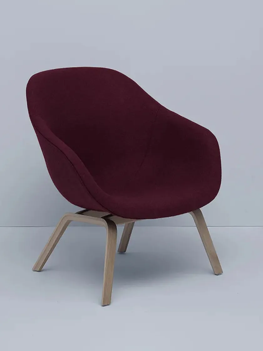 HAY About a Lounge Chair low AAL82 fra> Lænestole