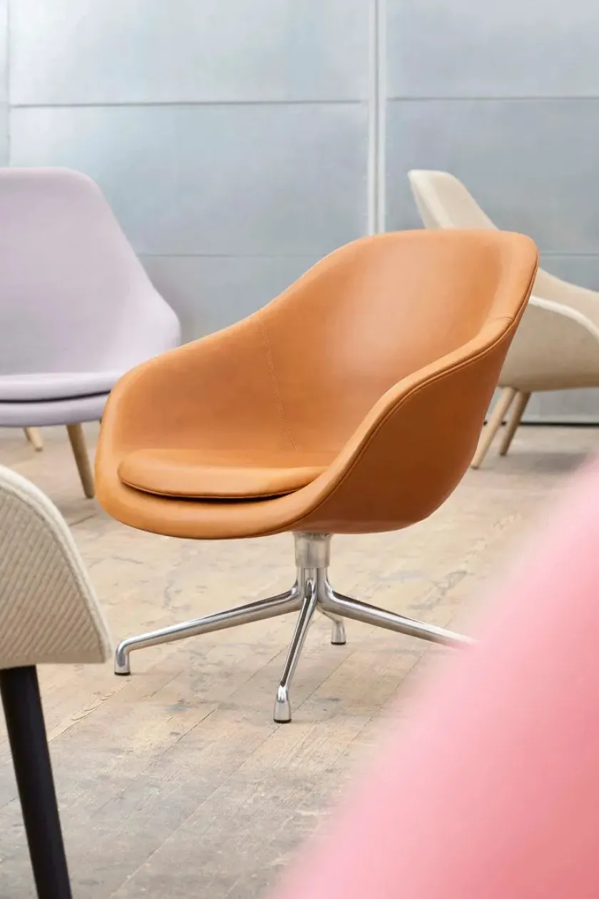 HAY About a Lounge Chair low AAL82 fra> Lænestole
