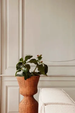 Ferm Living Agnes Plant Stand, low fra><noscript><img width=
