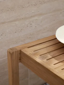 Carl Hansen & Søn AH911 Outdoor Sidebord/Skammel fra><noscript><img width=