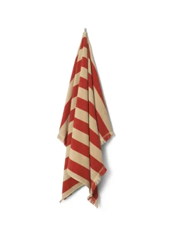 Ferm Living Alee Bath Towel, light camel/red fra><noscript><img width=