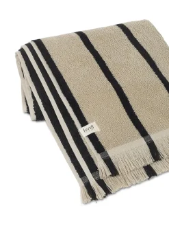 Ferm Living Alee Hand Towel, sand/black fra><noscript><img width=