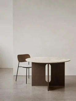 Audo Copenhagen Androgyne Dining Table Ø120 natural oak, sand sten fra><noscript><img width=