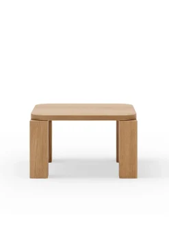 New Works Atlas Sofabord 600x600, Natural Oak fra><noscript><img width=