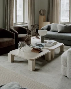New Works Atlas Sofabord 820x820, Unfilled Travertine fra><noscript><img width=