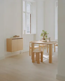New Works Atlas Spisebord 2000x950, Natural Oak fra> Spiseborde