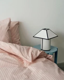 HAY Ava Pyramid Table Lamp fra><noscript><img width=