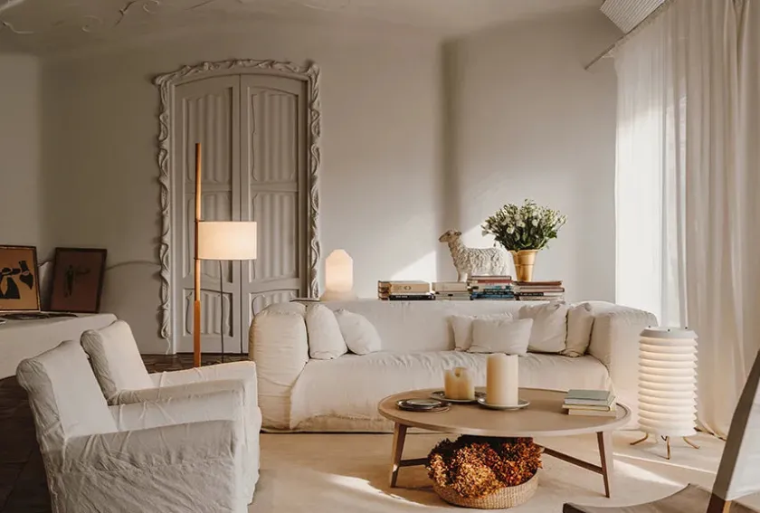 Santa & Cole Babel Bordlampe fra Santa and Cole> Spots