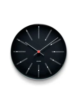 Arne Jacobsen Clocks Bankers club vægur af Arne Jacobsen i sort (Ø: 21)><noscript><img width=
