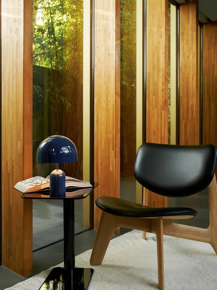Tom Dixon Bell Portable Bordlampe, indigo fra> Portable Lamper|Spots
