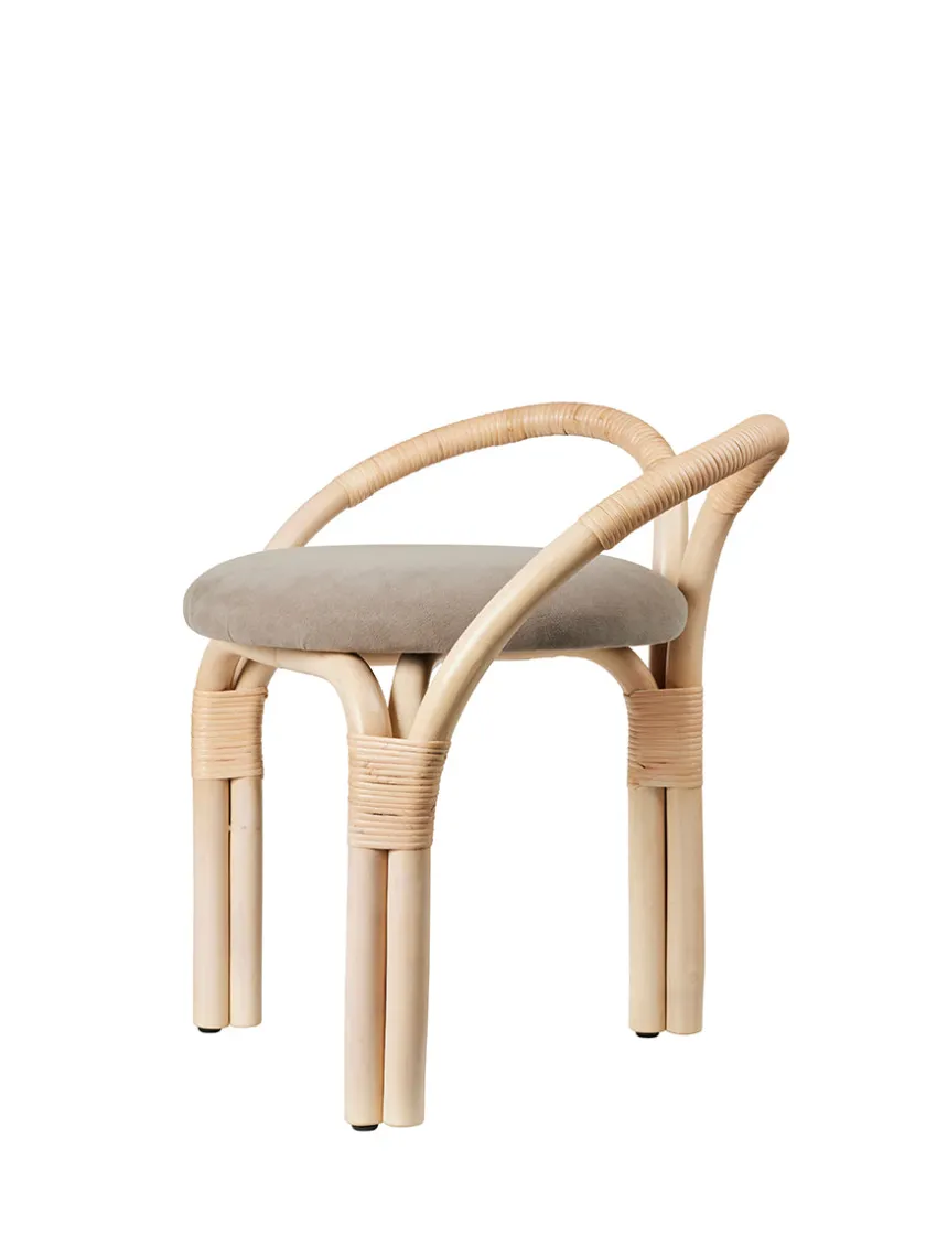 GUBI Bistra Stool fra> Skamler