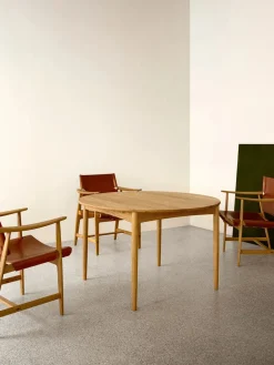 Carl Hansen & Søn BM0121 Spisebord, sæbebehandlet eg af Børge Mogensen><noscript><img width=