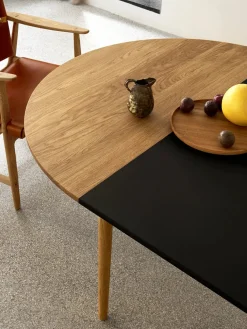Carl Hansen & Søn BM0121 Spisebord, sæbebehandlet eg af Børge Mogensen><noscript><img width=