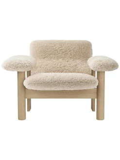 Audo Copenhagen Brasilia Lounge Chair, low back, textile fra><noscript><img width=