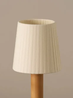 Santa & Cole Básica M2 Bordlampe fra Santa and Cole><noscript><img width=