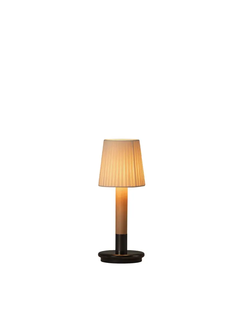 Santa & Cole Básica M1 Bordlampe fra Santa and Cole> Spots