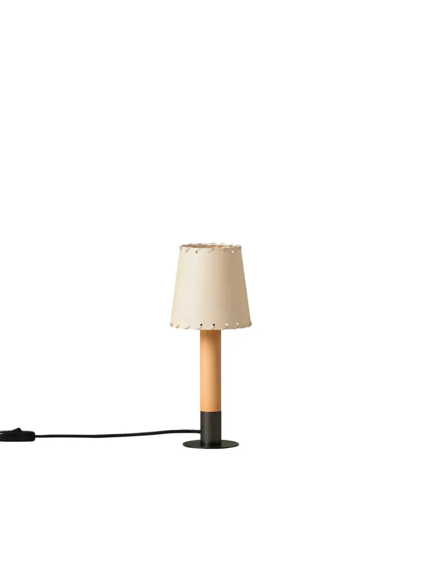 Santa & Cole Básica M1 Bordlampe fra Santa and Cole> Spots