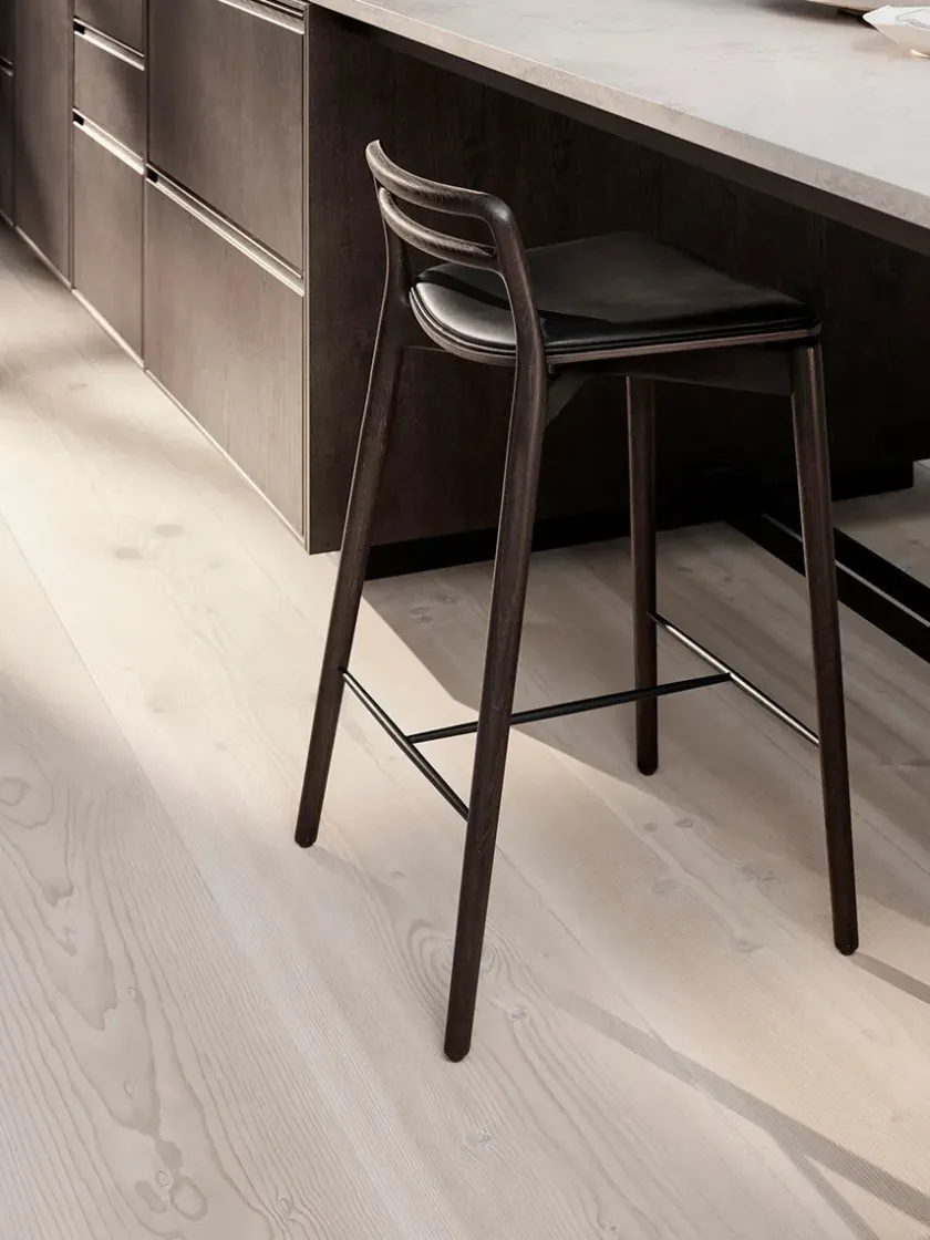 Vipp Cabin counterstol fra> Barstole