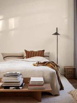 Ferm Living Calm pude 38 x 88 cm fra> Puder Og Plaider|Puder