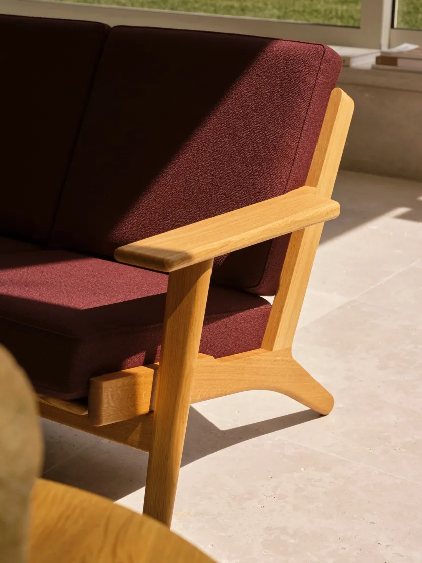 Carl Hansen & Søn CH292 2 pers. sofa, eg olie af Hans J. Wegner> Sofaer