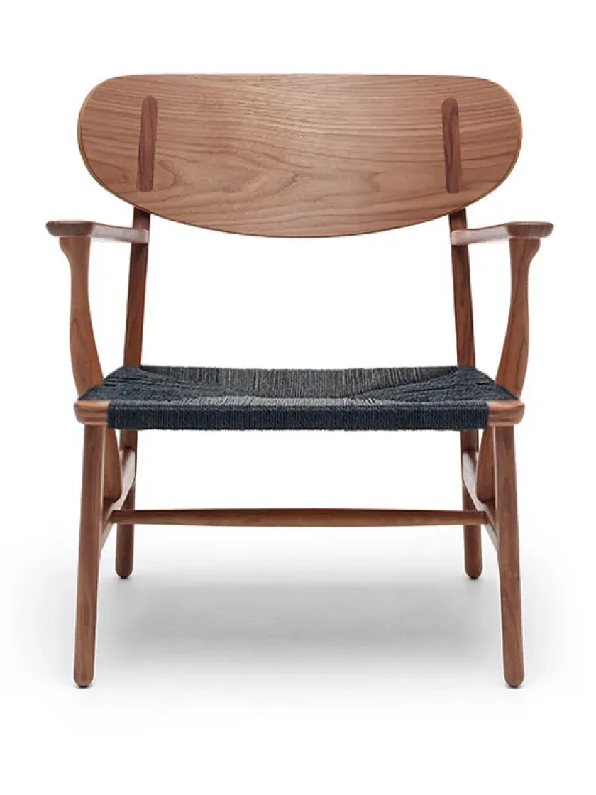 Carl Hansen & Søn CH22 Loungestol af Hans J. Wegner> Loungestole|Lænestole