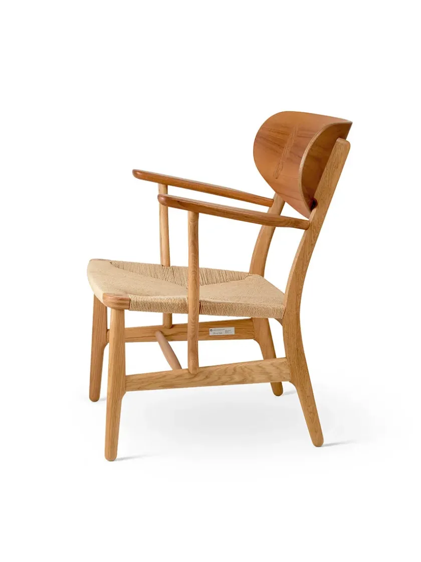 Carl Hansen & Søn CH22 Loungestol af Hans J. Wegner> Loungestole|Lænestole