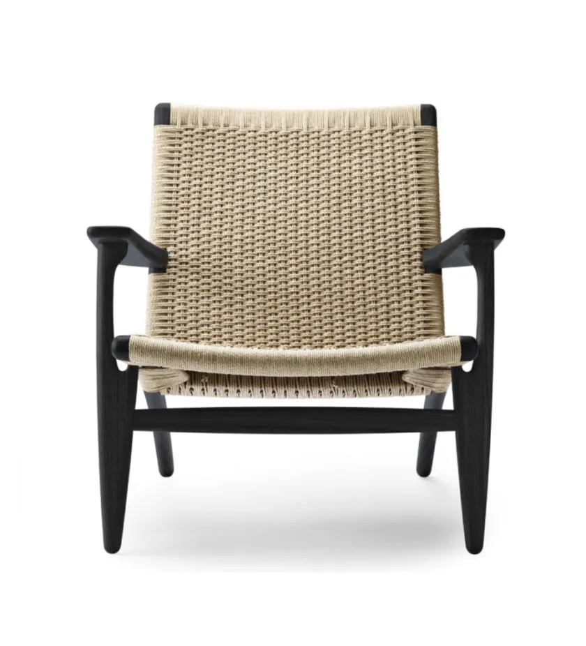 Carl Hansen & Søn CH25 Loungestol, eg olie af Hans J. Wegner> Loungestole|Lænestole
