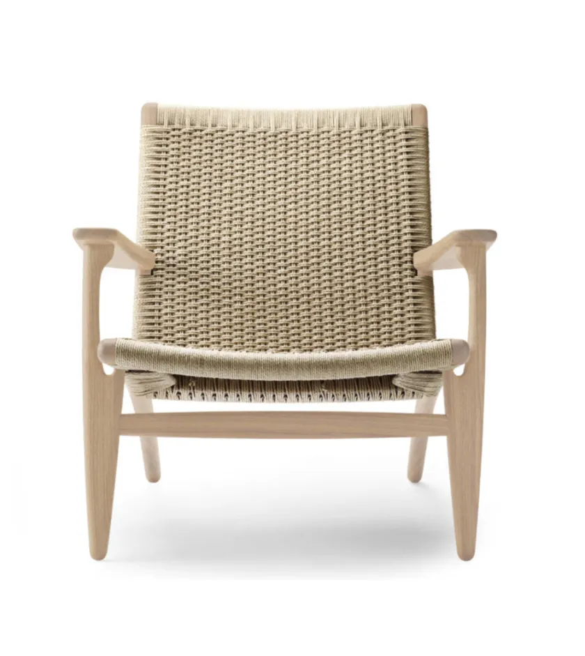 Carl Hansen & Søn CH25 Loungestol, eg sortmalet med naturflet af Hans J. Wegner> Loungestole|Lænestole