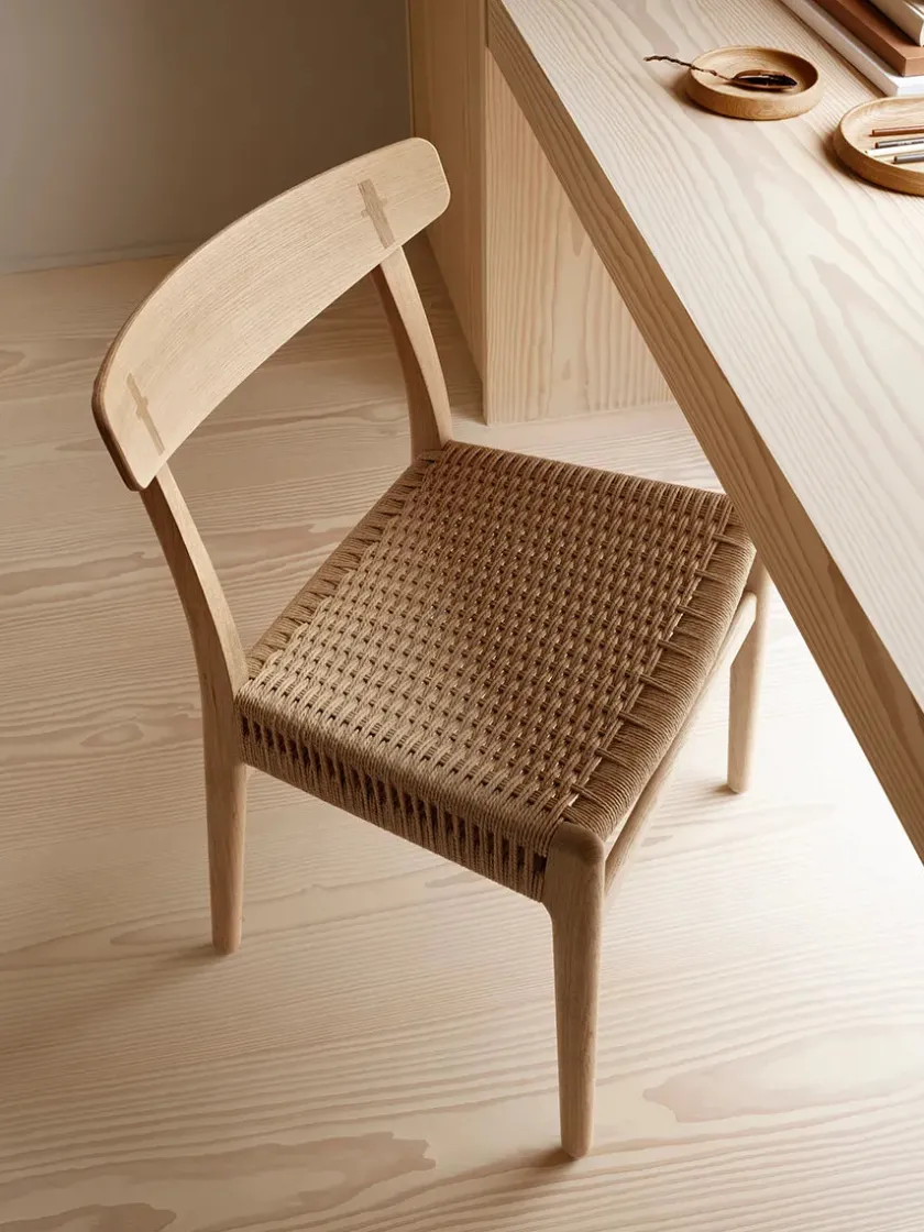 Carl Hansen & Søn CH23 Spisestol, eg sæbe af Hans J. Wegner> Spisebordsstole