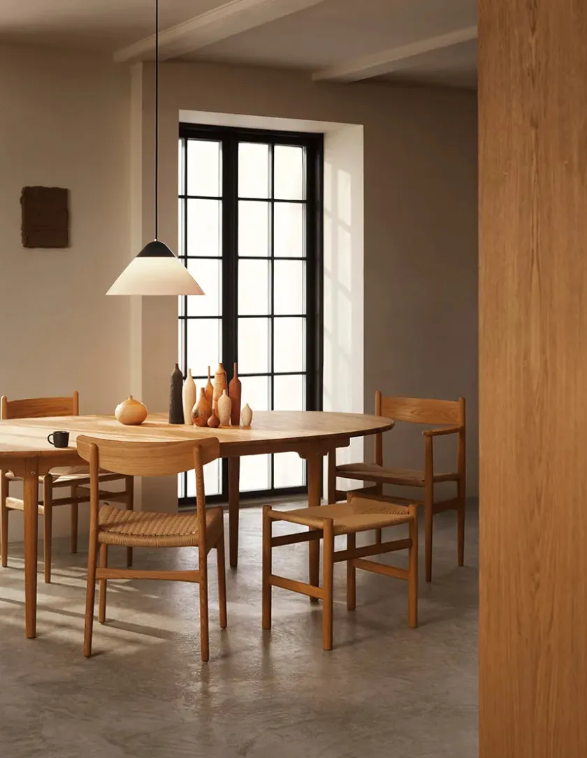 Carl Hansen & Søn CH23 Spisestol, eg sæbe af Hans J. Wegner> Spisebordsstole