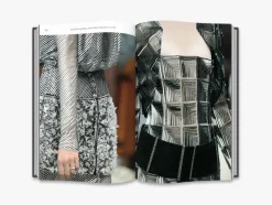 New Mags Chanel Catwalk bog fra><noscript><img width=