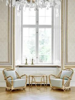 Sika-Design Charlottenborg Bord af Arne Jacobsen><noscript><img width=