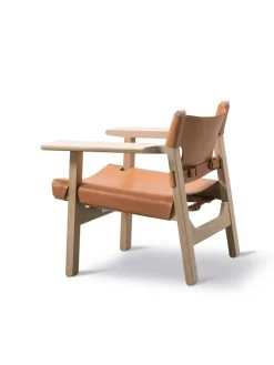 Fredericia Furniture Den Spanske Stol i mørkebrun læder, Røget eg olie af Børge Mogensen><noscript><img width=