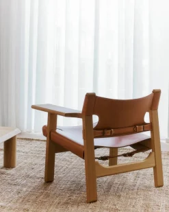 Fredericia Furniture Den Spanske Stol i naturfarvet læder, eg sæbe af Børge Mogensen><noscript><img width=