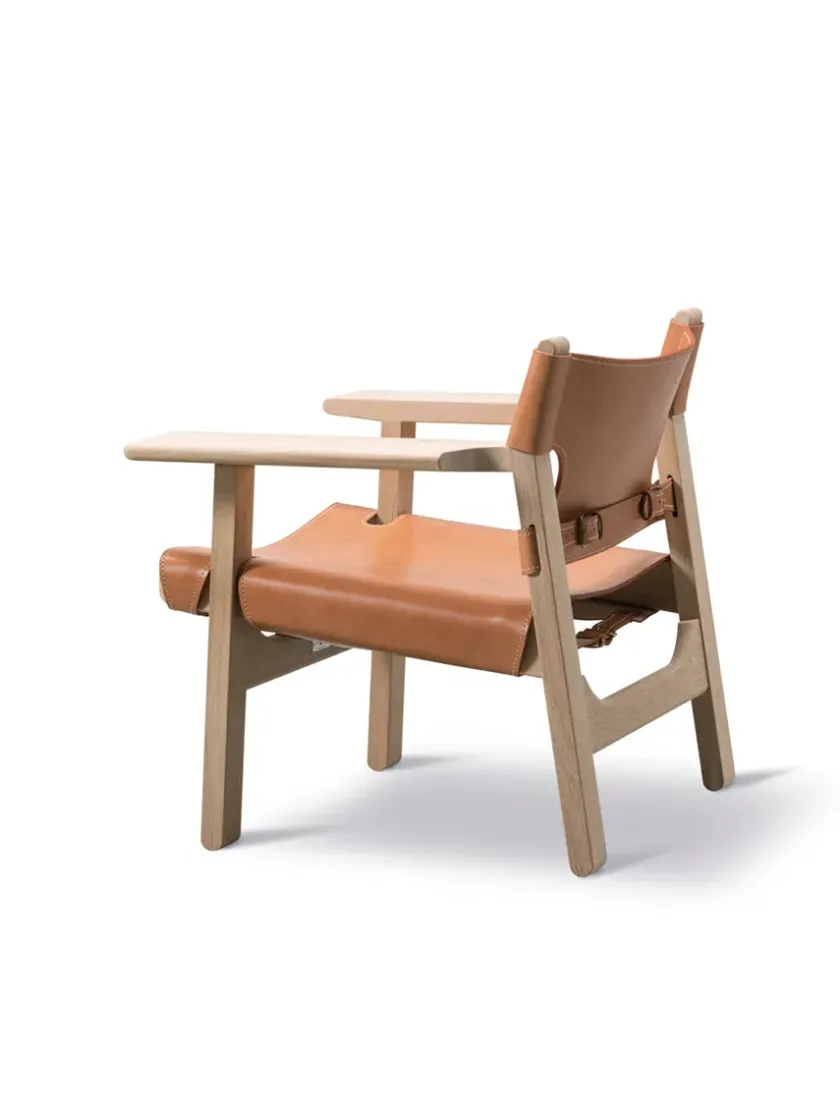Fredericia Furniture Den Spanske Stol i sort læder, røget eg olie af Børge Mogensen> Lænestole