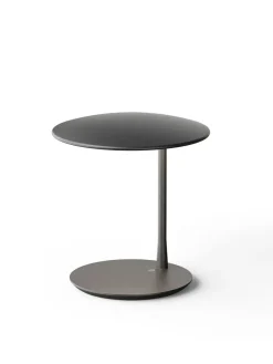 Nine Disc table light, brushed brass fra><noscript><img width=