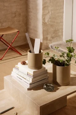Ferm Living Distinct Coffee Table, Dark Brown Travertine fra><noscript><img width=