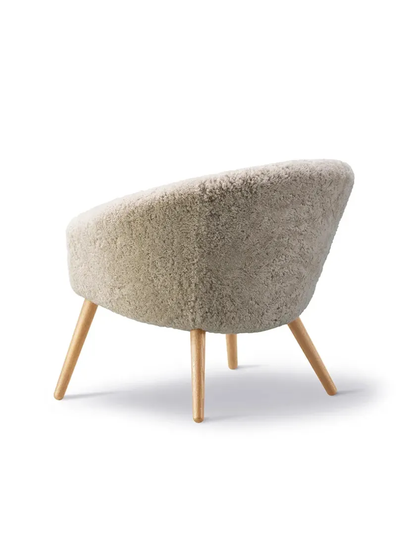 Fredericia Furniture Ditzel Lounge Chair, lammeskind fra> Loungestole|Lænestole